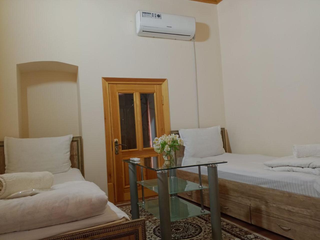 Rassom Hostel Samarkand Buitenkant foto